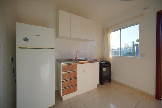 Sala/cozinha de apartamento para alugar com 1 quarto, 25m² em Ingleses do Rio Vermelho, Florianópolis