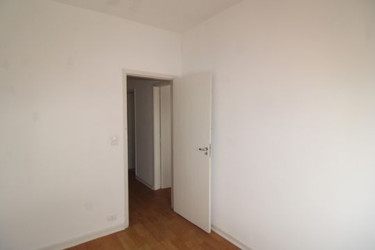 Quarto 2 de casa para alugar com 4 quartos, 160m² em Vila Mazzei, São Paulo