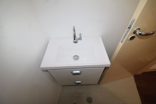 Lavabo de casa à venda com 4 quartos, 160m² em Vila Mazzei, São Paulo