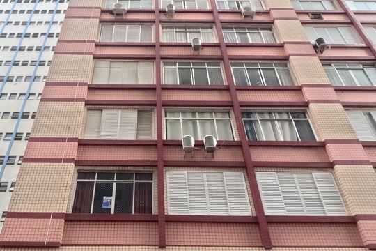 Fachada de apartamento para alugar com 1 quarto, 45m² em José Menino, Santos