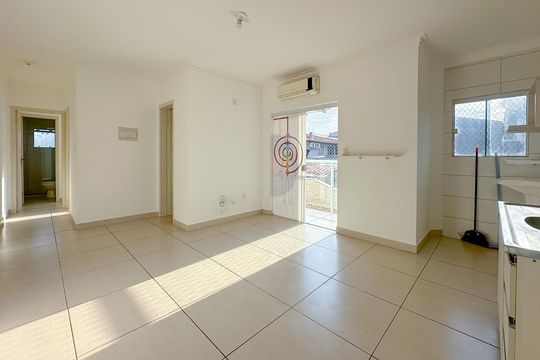Apartamento para alugar com 2 quartos, 55m² em Ingleses do Rio Vermelho, Florianópolis