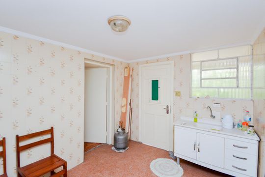 Edícula  de casa para alugar com 3 quartos, 200m² em Jardim Terezópolis, Guarulhos