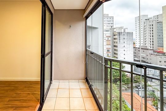 Varanda de apartamento para alugar com 2 quartos, 64m² em Sumaré, São Paulo