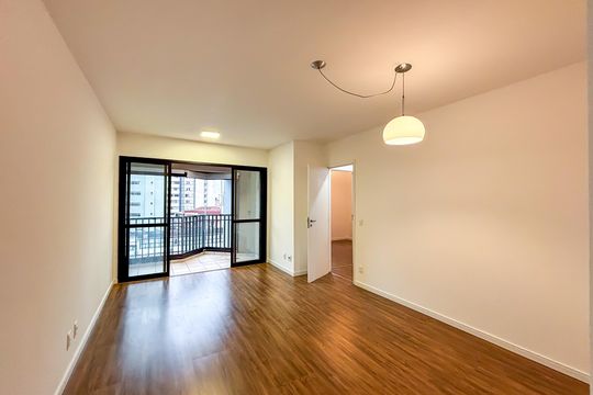 Apartamento para alugar com 2 quartos, 64m² em Sumaré, São Paulo