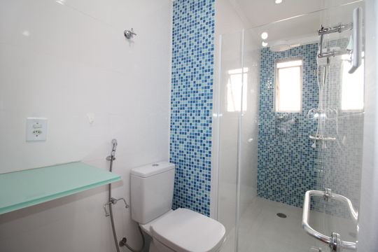 Banheiro 1 de apartamento para alugar com 2 quartos, 64m² em Carandiru, São Paulo