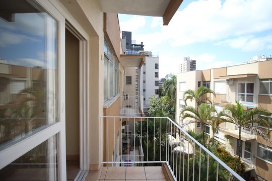 Sacada de apartamento para alugar com 0 quarto, 37m² em Boa Vista, Porto Alegre