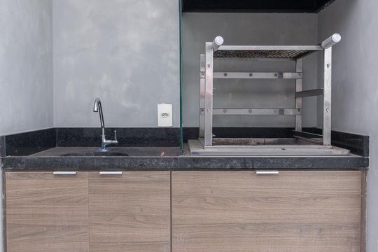 Varanda Sala de apartamento à venda com 2 quartos, 75m² em Vila Penteado, São Paulo