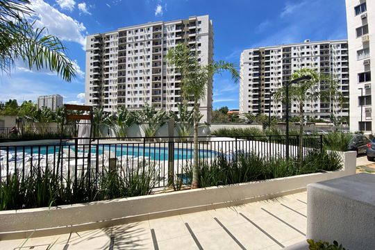 Vista da Sacada de apartamento à venda com 2 quartos, 48m² em Del Castilho, Rio de Janeiro
