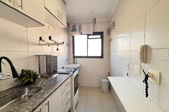 Cozinha de apartamento para alugar com 2 quartos, 54m² em Vila Nova Conceição, São Paulo