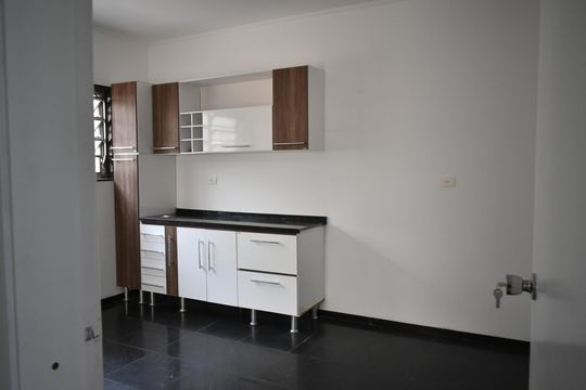 Cozinha de casa para alugar com 3 quartos, 240m² em Planalto Paulista, São Paulo