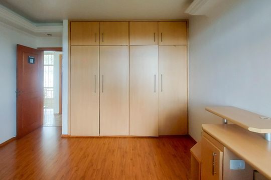 Quarto 2 de casa à venda com 4 quartos, 280m² em Vila Ipojuca, São Paulo