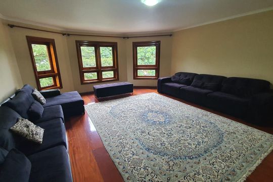 Sala de casa à venda com 4 quartos, 500m² em Interlagos, São Paulo