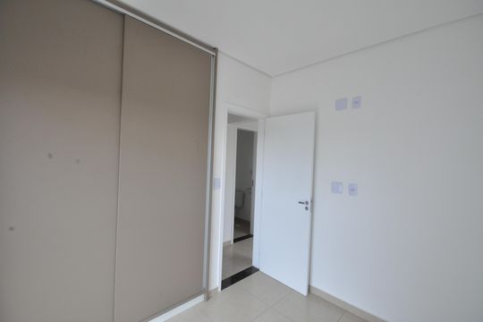 Quarto 1 de apartamento para alugar com 2 quartos, 40m² em Vila Guilherme, São Paulo