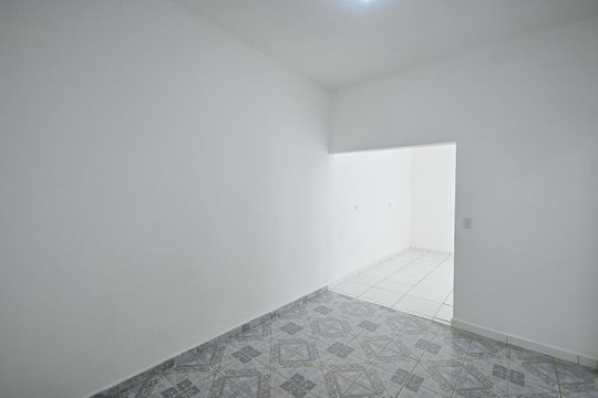 Sala de casa para alugar com 2 quartos, 53m² em Jardim Taboao, São Paulo
