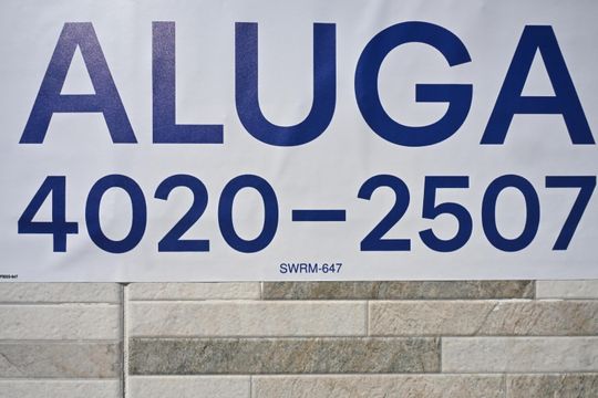 Placa de casa para alugar com 2 quartos, 53m² em Jardim Taboao, São Paulo