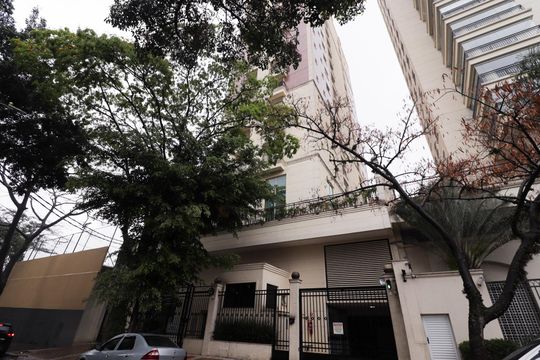 Fachada de apartamento à venda com 2 quartos, 66m² em Santana, São Paulo