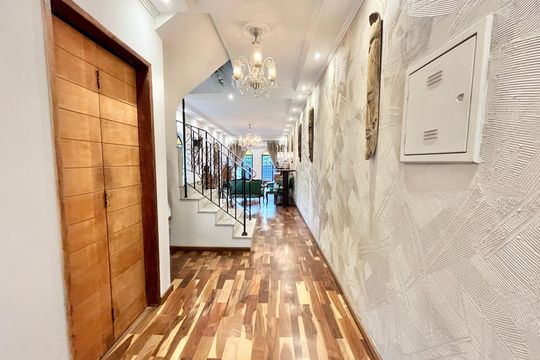 Sala de casa à venda com 3 quartos, 350m² em Parada Inglesa, São Paulo