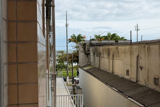 Vista de kitnet/studio para alugar com 1 quarto, 32m² em Boqueirão, Santos