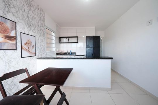 Sala/Cozinha de casa para alugar com 1 quarto, 40m² em Vila Dalila, São Paulo