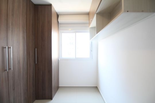 Quarto 1 de apartamento para alugar com 2 quartos, 68m² em Vila Suzana, São Paulo