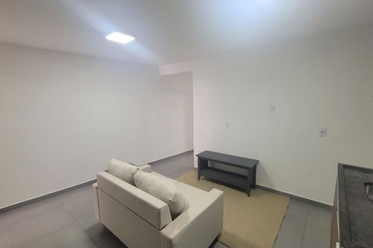 Sala/Cozinha de apartamento para alugar com 2 quartos, 60m² em Vila Ema, São Paulo