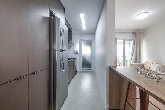 Cozinha de apartamento à venda com 1 quarto, 48m² em Campo Belo, São Paulo