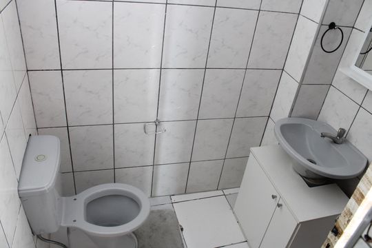 Banheiro de apartamento para alugar com 1 quarto, 35m² em Brás, São Paulo