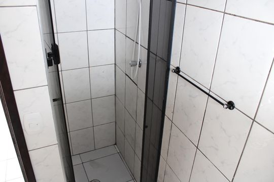 Banheiro de apartamento para alugar com 1 quarto, 35m² em Brás, São Paulo