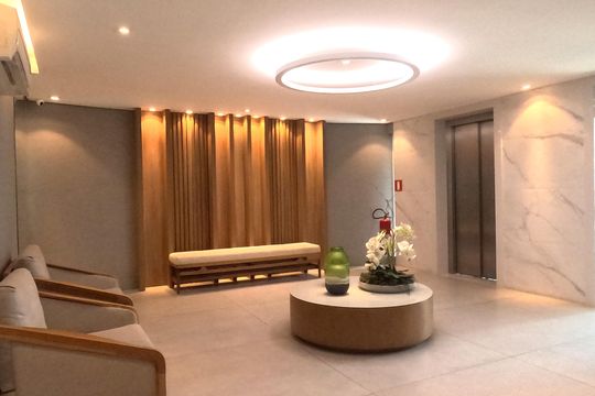 Área Comum - Hall de Entrada de apartamento para alugar com 2 quartos, 70m² em Gonzaga, Santos
