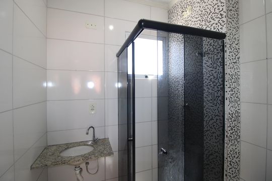 Banheiro de apartamento para alugar com 1 quarto, 28m² em Vila Princesa Isabel, São Paulo