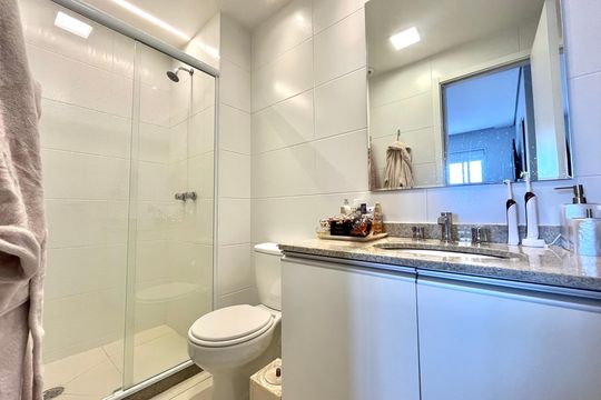 Banheiro da Suíte de apartamento à venda com 2 quartos, 65m² em Jardim Prudência, São Paulo