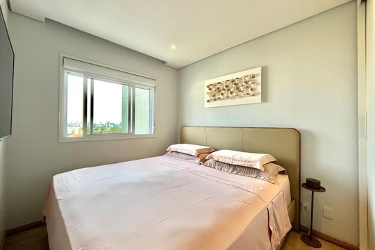 Suite de apartamento à venda com 2 quartos, 65m² em Jardim Prudência, São Paulo
