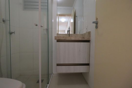 Banheiro Social de apartamento para alugar com 2 quartos, 50m² em Jardim Guaporé, Ribeirão Preto