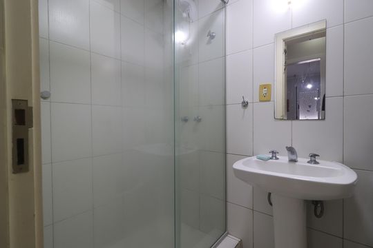 Banheiro de apartamento para alugar com 2 quartos, 80m² em Ideal, Novo Hamburgo
