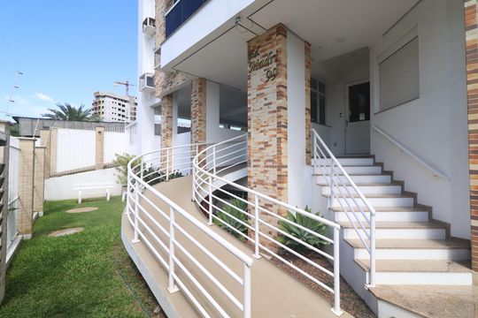 Entrada de apartamento para alugar com 2 quartos, 80m² em Ideal, Novo Hamburgo