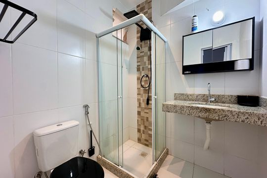 Banheiro Social de apartamento à venda com 1 quarto, 30m² em Centro, Rio de Janeiro