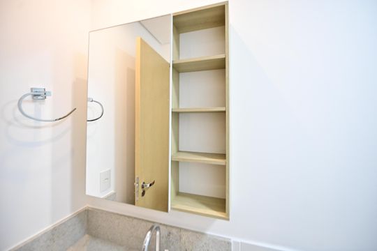 Banheiro da Suíte 1 de apartamento para alugar com 2 quartos, 61m² em Setor Leste Universitário, Goiânia