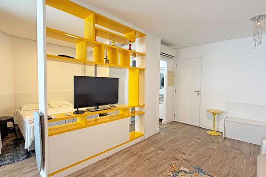 Sala de apartamento para alugar com 1 quarto, 45m² em Pompéia, Santos