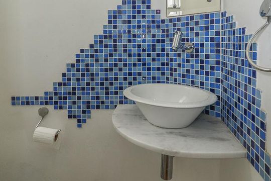 Lavabo de apartamento para alugar com 3 quartos, 110m² em Rio Branco, Porto Alegre