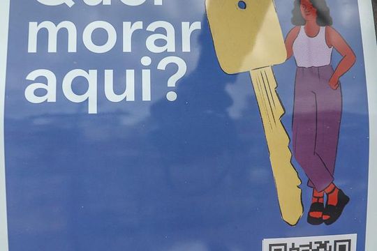 Placa de apartamento para alugar com 3 quartos, 110m² em Rio Branco, Porto Alegre