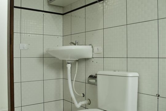 Banheiro de casa para alugar com 2 quartos, 110m² em Cooperativa, São Bernardo do Campo