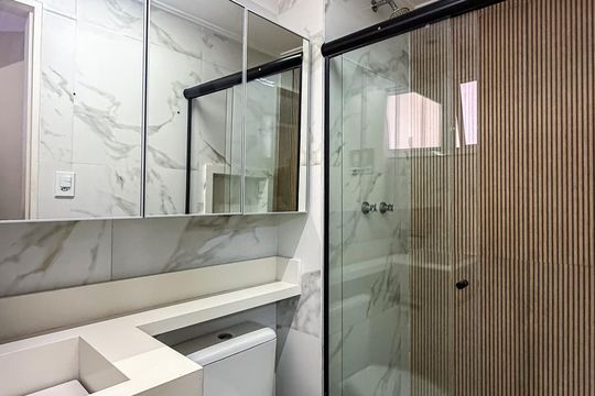 Banheiro da Suíte de apartamento à venda com 1 quarto, 33m² em Jardim Brasília (zona Norte), São Paulo