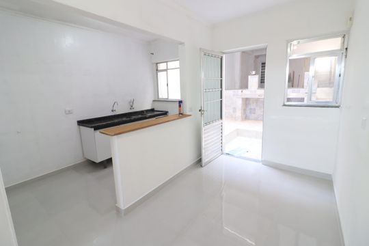 Cozinha de casa para alugar com 2 quartos, 250m² em Jardim das Flores, Osasco