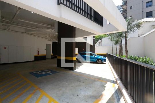 Garagem de apartamento para alugar com 1 quarto, 42m² em Sumaré, São Paulo