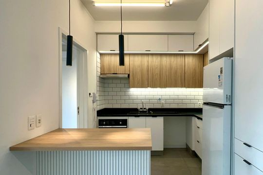 Cozinha de apartamento para alugar com 1 quarto, 42m² em Sumaré, São Paulo