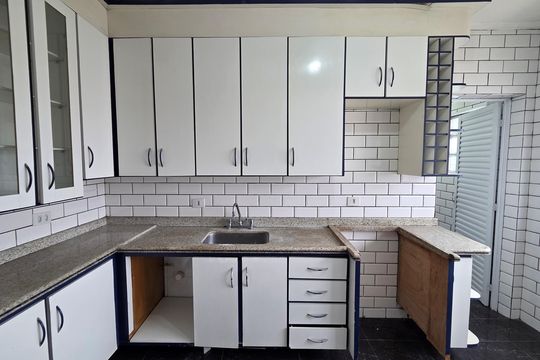 Cozinha de apartamento para alugar com 3 quartos, 155m² em Boqueirão, Praia Grande