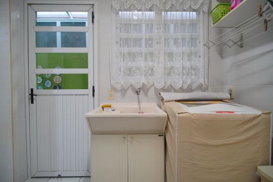 Área de Serviço de casa à venda com 6 quartos, 280m² em Jardim América, São Leopoldo