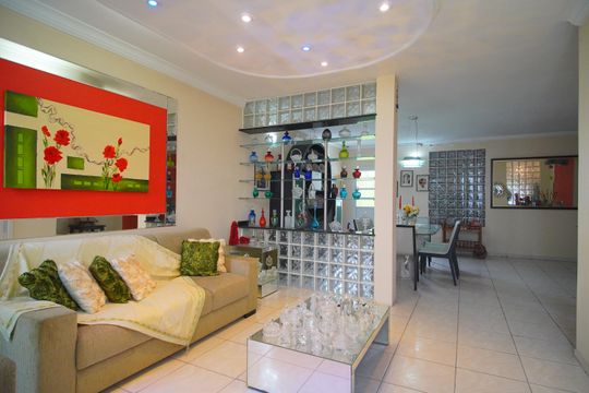 Sala de casa à venda com 6 quartos, 280m² em Jardim América, São Leopoldo