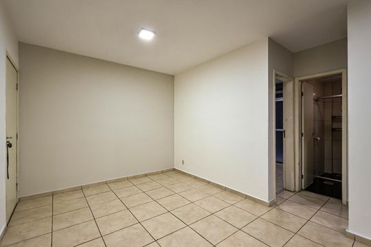 Sala de apartamento à venda com 2 quartos, 85m² em Padre Eustáquio, Belo Horizonte