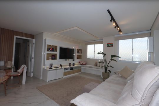Apartamento para alugar com 3 quartos, 119m² em Vila Ivone, São Paulo